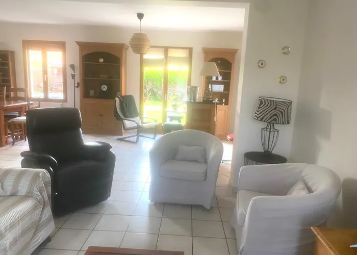 Maison Avec Jardin Et Parking Prive 8 Pers