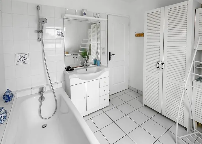 Maison Avec Jardin Et Parking Prive 8 Pers